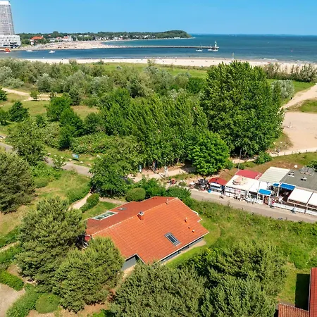 Strandblick - Dorf 1 05 Priwall