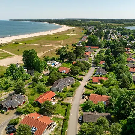 Strandblick - Dorf 1 05 * Priwall