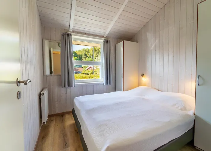 Strandblick - Dorf 1 05 Priwall