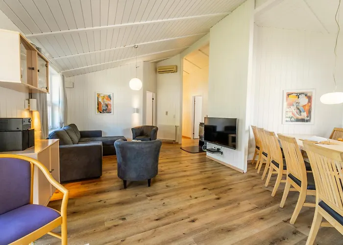 Strandblick - Dorf 1 05 *